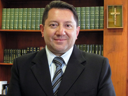 Pablo Idrovo, trasciende, escribe y gana otro premio de Literatura!!